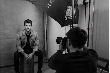 Alt BTS frame — same setup, lens swap.